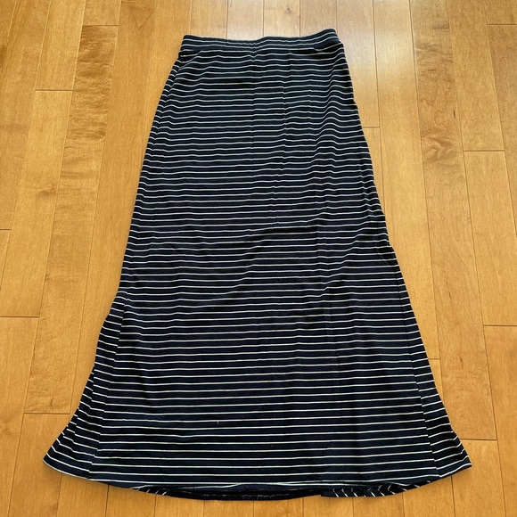 *SALE* The Limited Blue Striped Maxi Skirt in Small - Picture 7 of 7